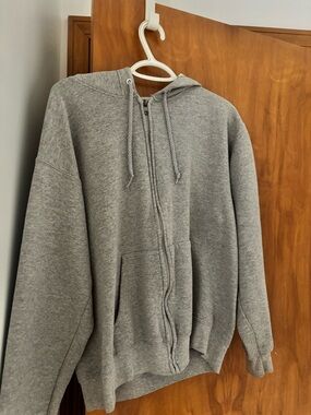 H&M GRAY ZIPUP HOODIE